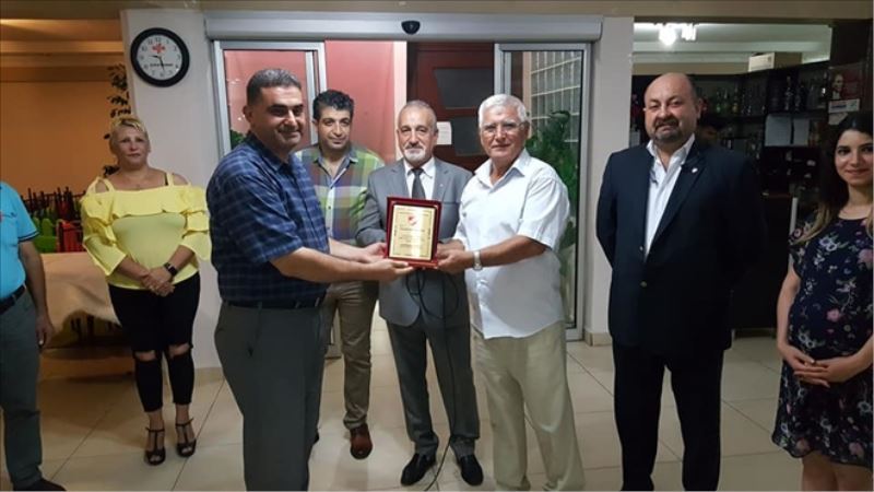 Saha komiserlerine plaketli teşekkür