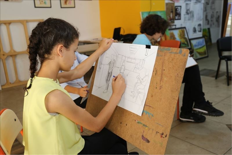 Resim kursuyla yetenek sınavını aştılar