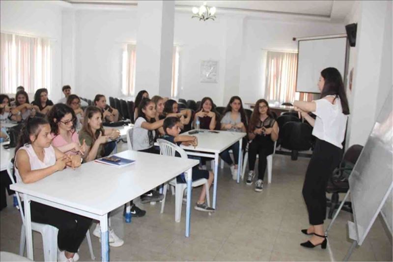 Belediyeden ´işaret dili´ kursu