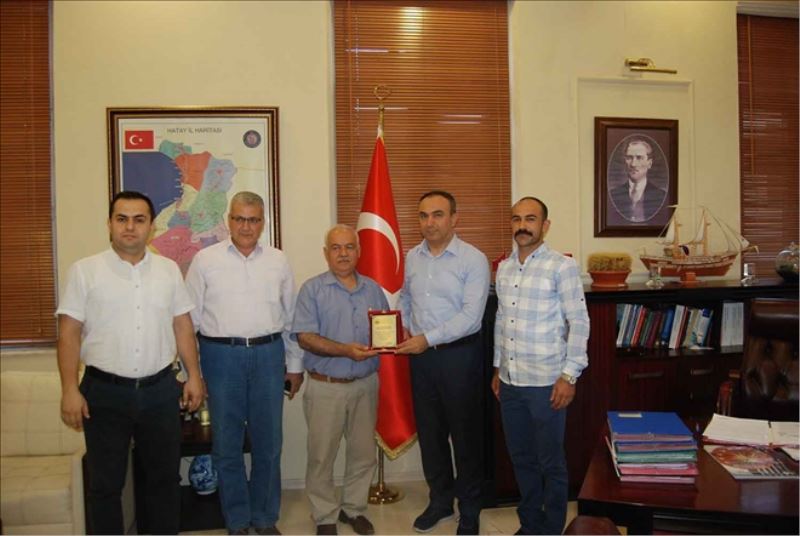 Avcılardan desteğe plaketli teşekkür
