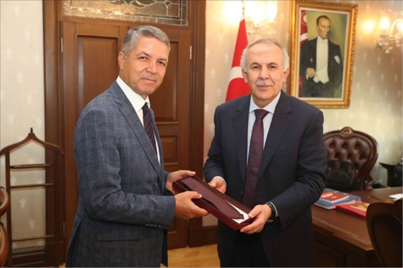 Sanayi müdürvekili emekli oldu