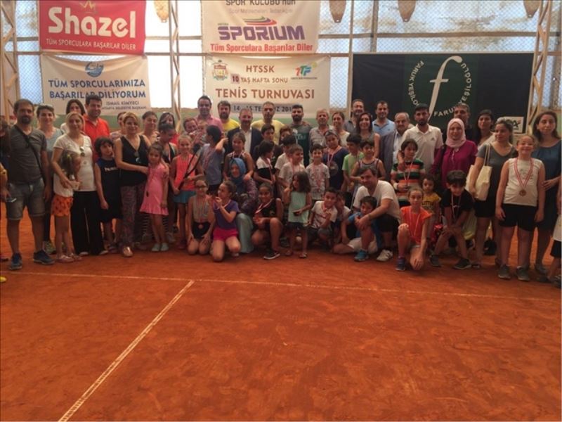 10 yaş altı tenis turnuvası
