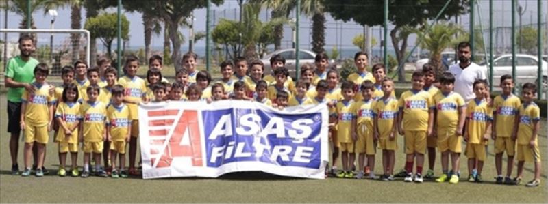 ASAŞ futbol okulunun sporcuları