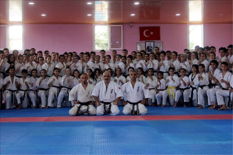 Milli Takımı Hatay´da kampa girdi