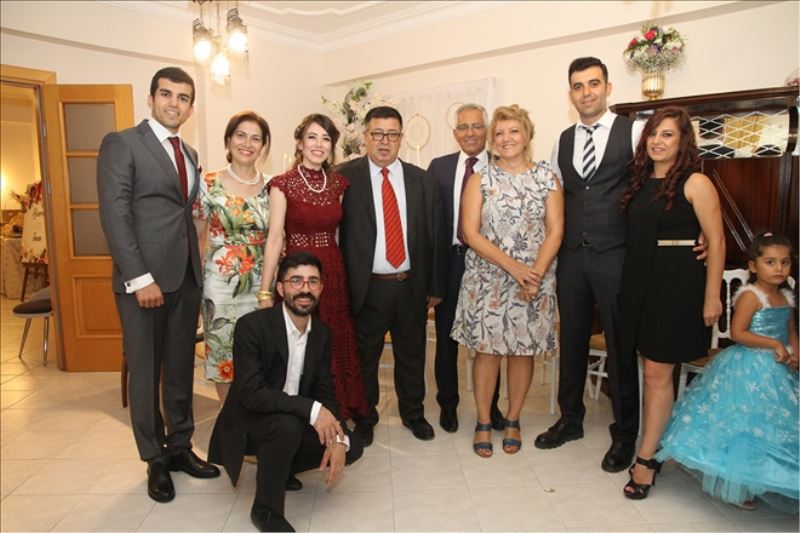 Burcu ve İnan, nişanlandı