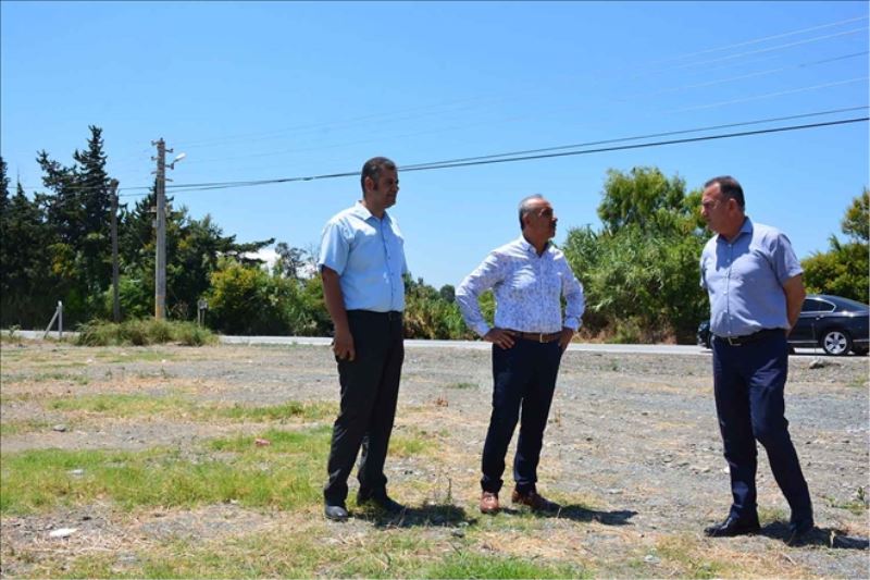 Arsuz´da belediyeden ücretsiz otopark alanı