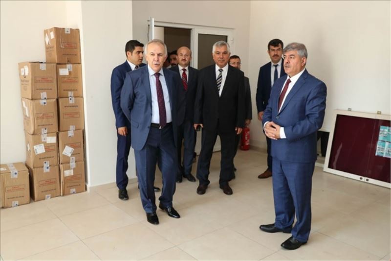 Validen, müftülük binasında inceleme