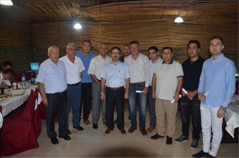 Ataması çıkanlara yemekle veda