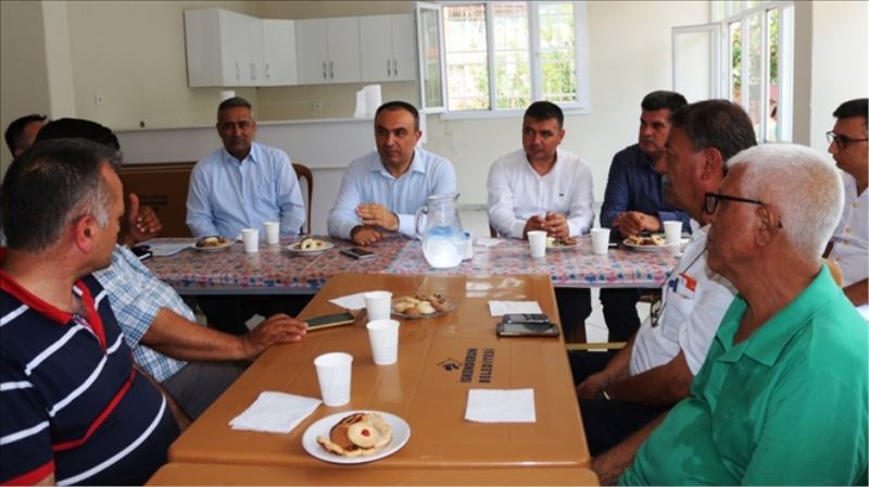 Kaymakam, muhtarlarla toplandı