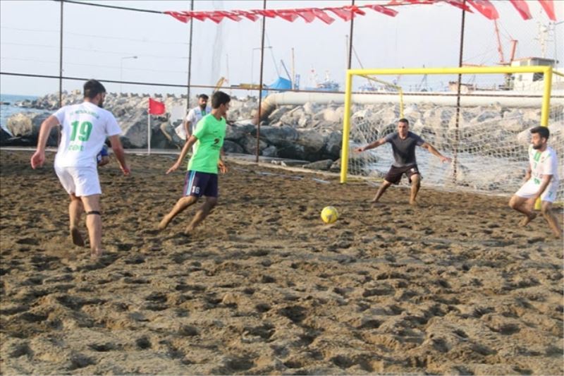 Plaj futbolunun İskenderun etabı