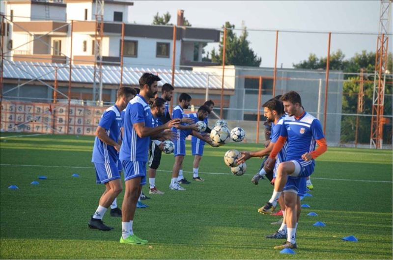 Karaağaç, çalışmasını sahasında sürdürüyor