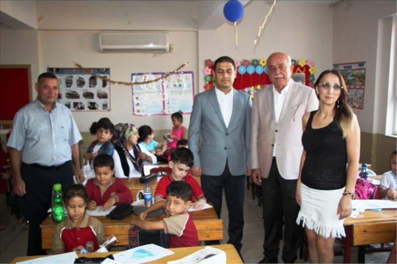 Belediyeden kırtasiye yardımı