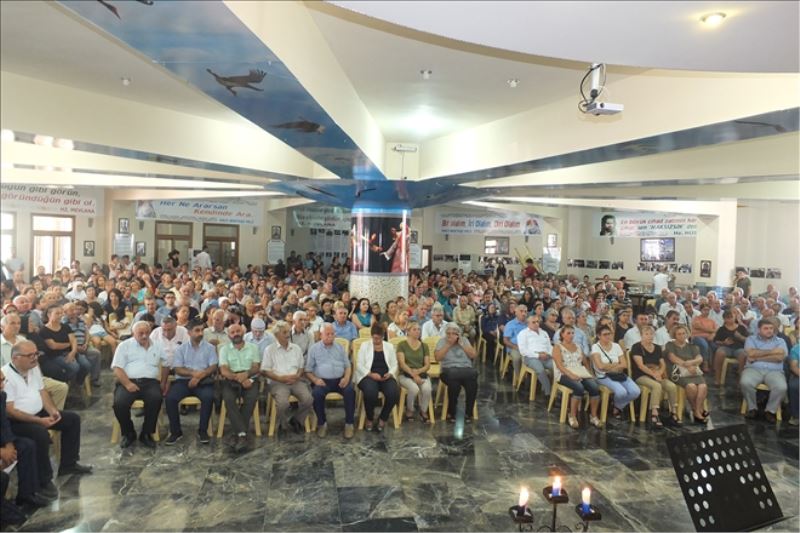 Cemevinden aşure günü