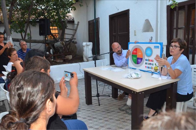 Çocuklar üç öğün yemek yemeli