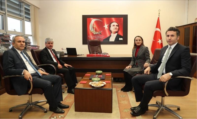 Validen yargıya ´iade,i ziyaret´