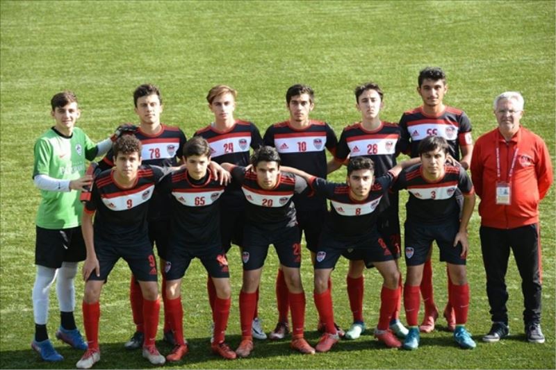 Üç takım play-off´ta