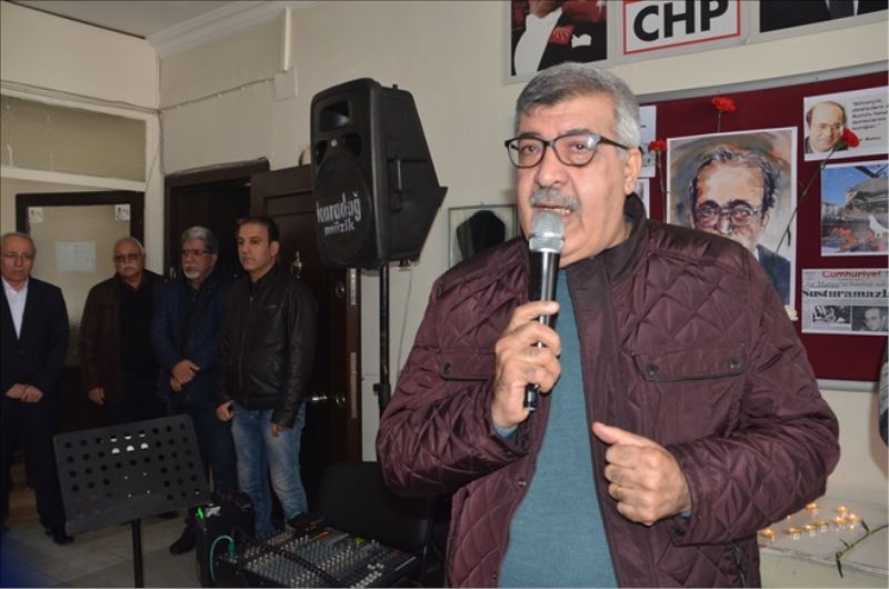 Mumcu, birleştirmeyi sürdürüyor