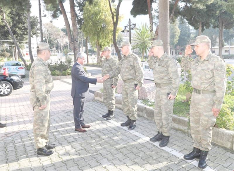 Validen komutana iade-i ziyaret