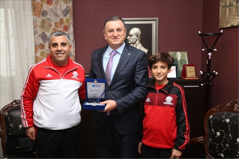 Milli tenisçinin başkan ziyareti