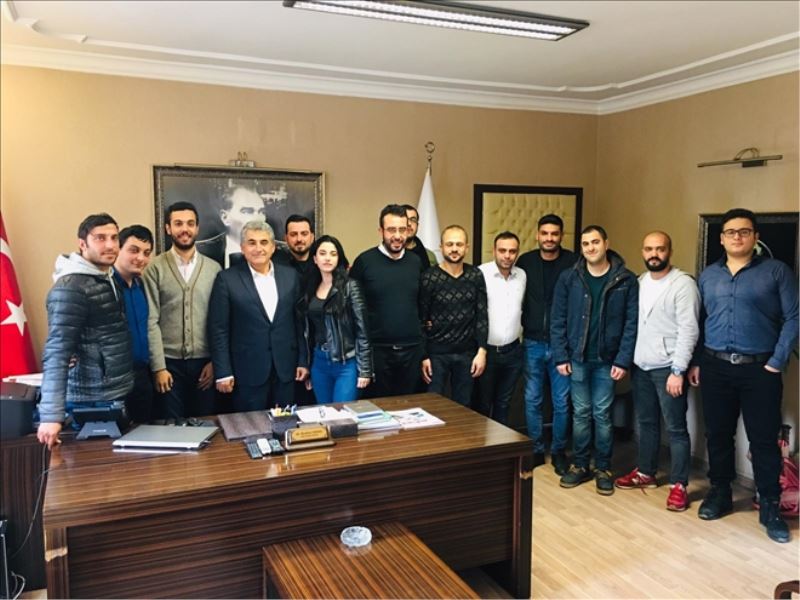 CHP´li gençlerden aday adayına destek