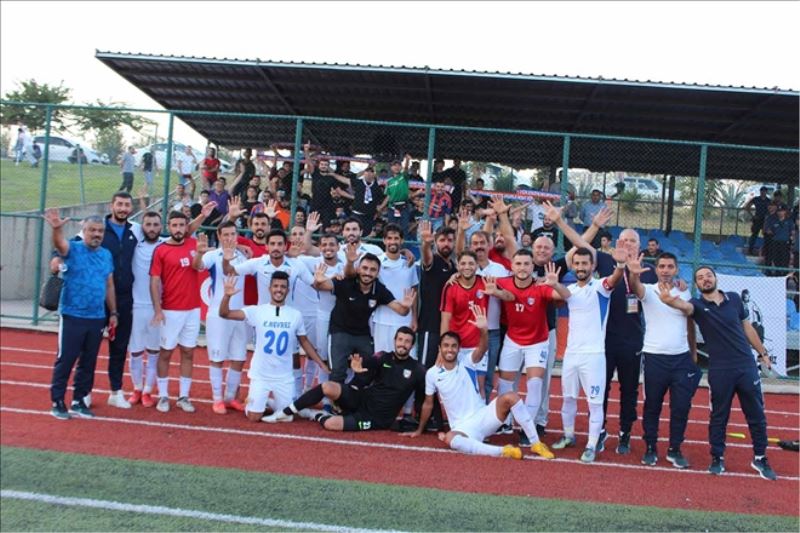 İskenderun 15 puanla lider