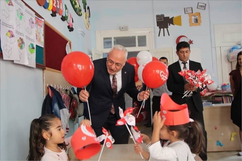 Okullarda Cumhuriyet kutlaması