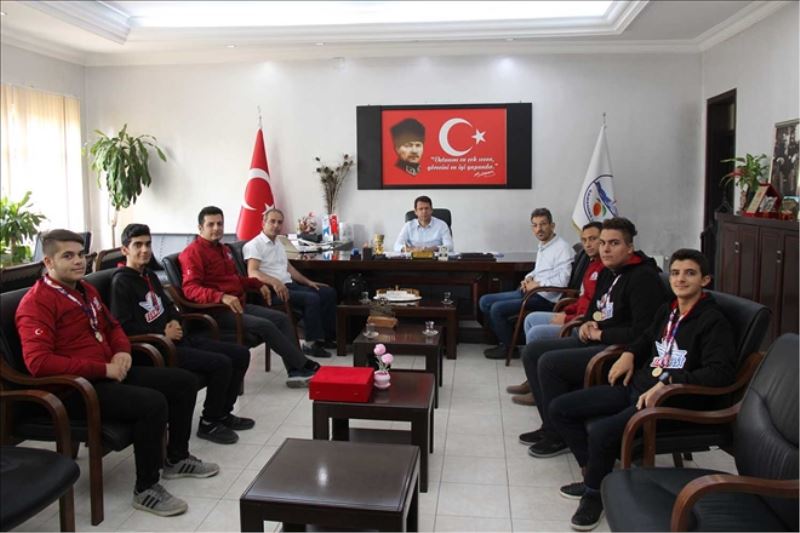 Samandağlı öğrenciler ´sürki´ ile şampiyon oldu