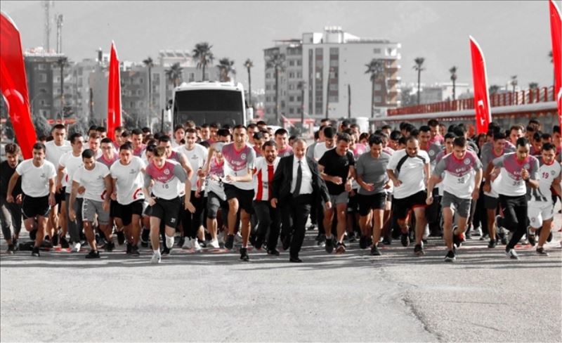 İSTE´´de Atatürk´ü Anma Koşusu