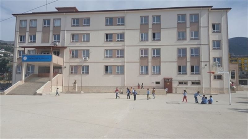 Okulda yemek yarışması