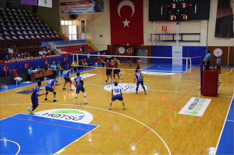 HBB, 3-0 yendi