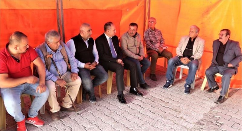 Kaymakam, Güllü´nün acısını paylaştı
