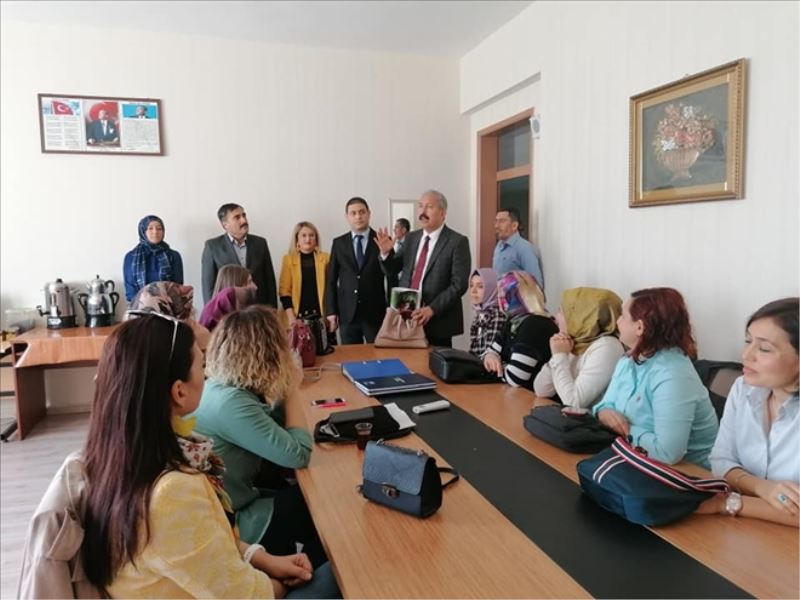 Karahan, okulları ziyaret etti