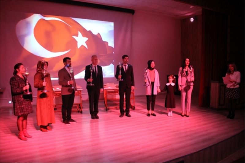 Geleceğin yolu öğretmenlerden geçiyor