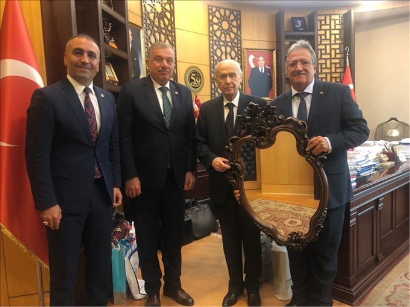 Başkandan Bahçeli´ye ziyaret