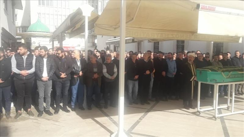 Uzuner, toprağa verildi