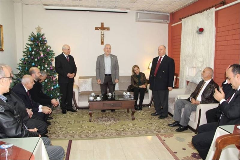 Tosyalı´dan kiliseye ziyaret