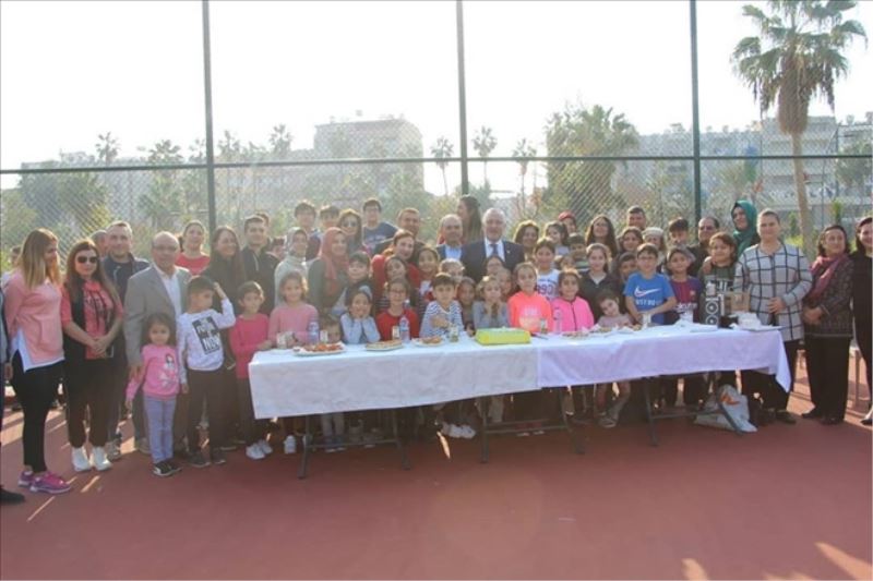 Sporcu çocuklara lunapark bileti