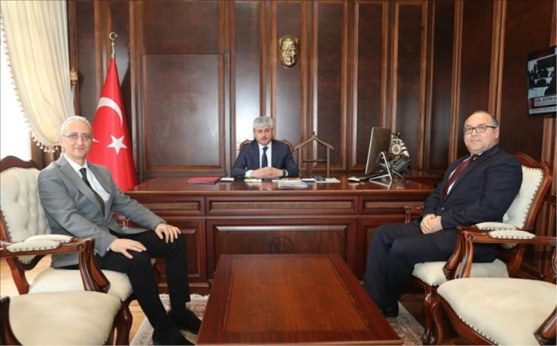 Validen İskenderun´da iade-i ziyaret