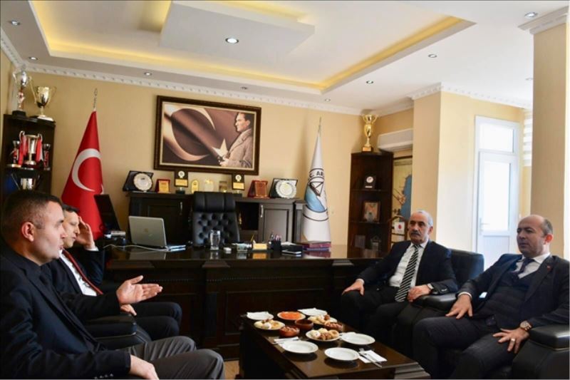 Üç kaymakamın belediye ziyareti
