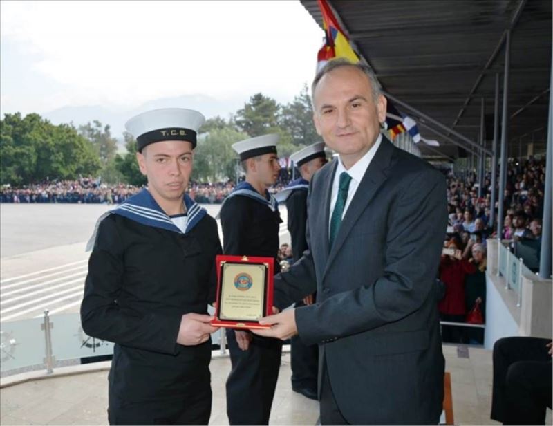 Bahriyeliler and içti