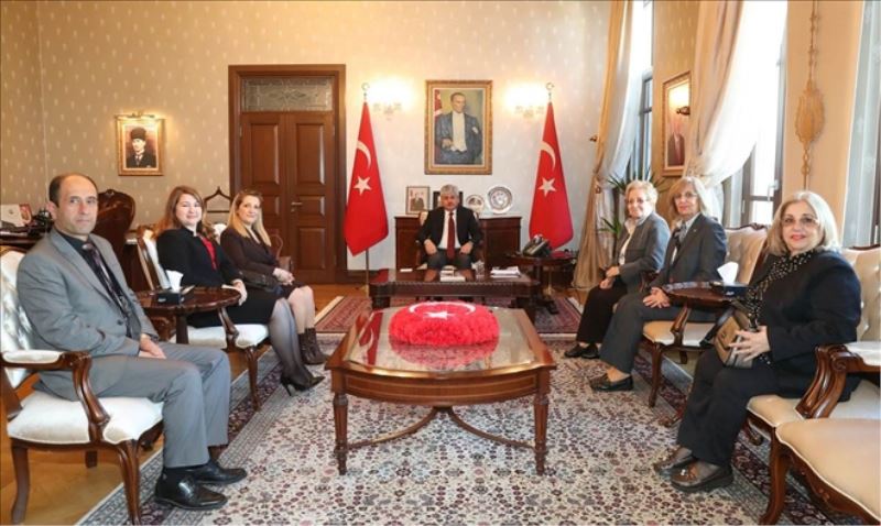 Dernek yönetiminden valiye ziyaret