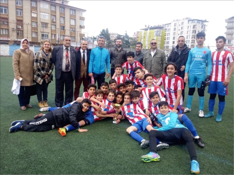 Hatay Şampiyonu Beyhan Gençay