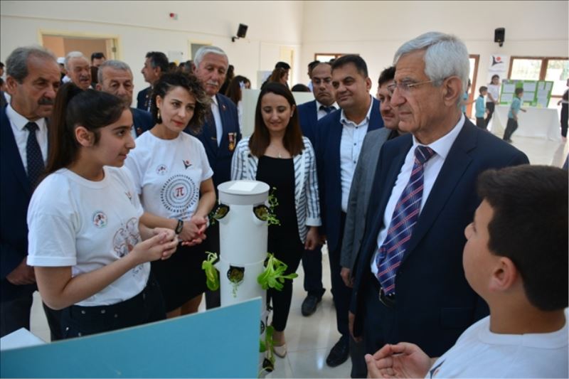 Arpagedik Ortaokulunda Bilim Fuarı