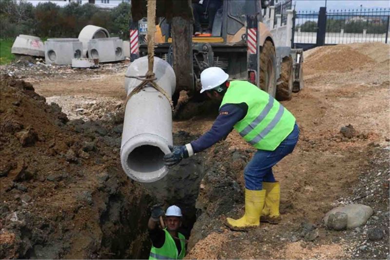 İlkokula 300 metrelik kanalizasyon hattı