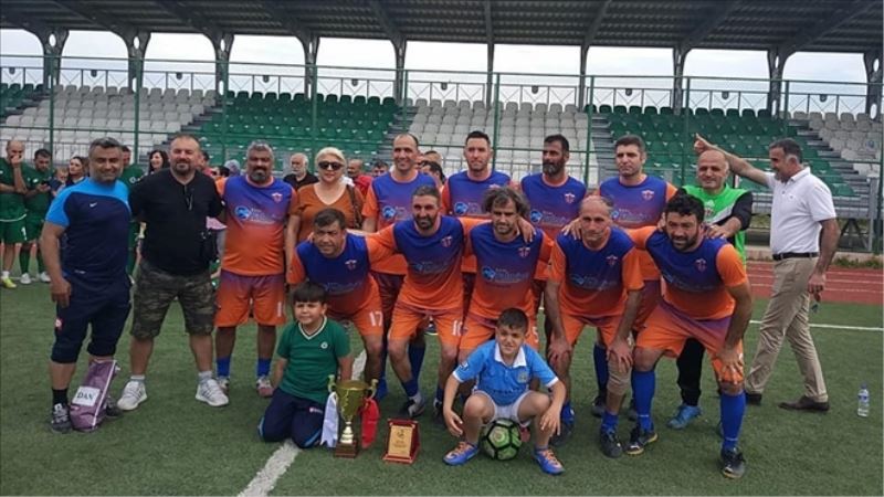 Veteranlar, Akdeniz şampiyonu