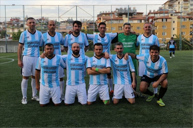 Futbol turnuvası sürüyor
