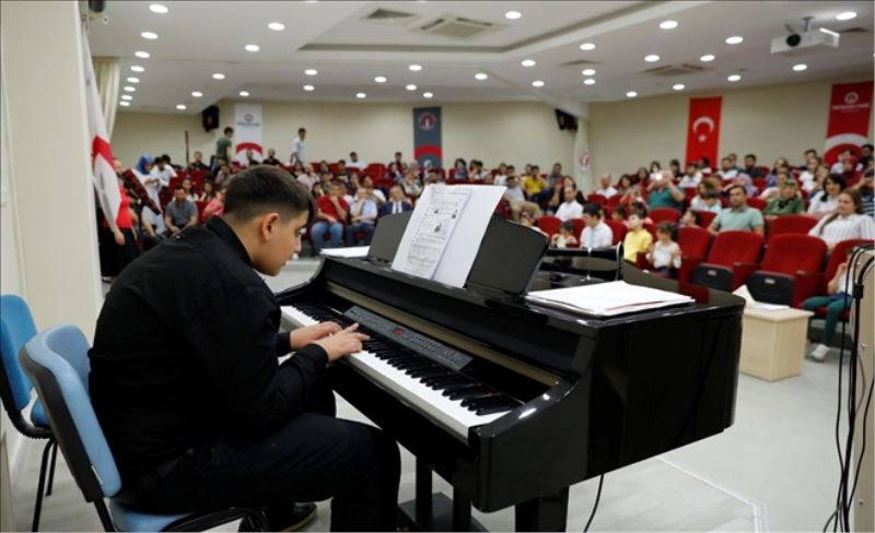Müzikte engeli kaldırdılar