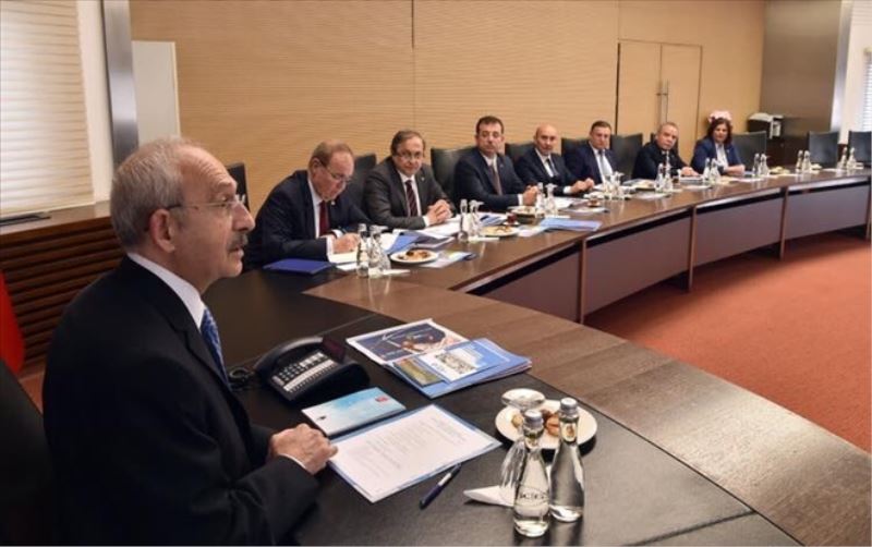 CHP´li başkanların Kılıçdaroğlu ziyareti