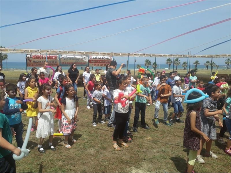 Birleştirilmiş sınıf öğrencileri sahilde eğlendi