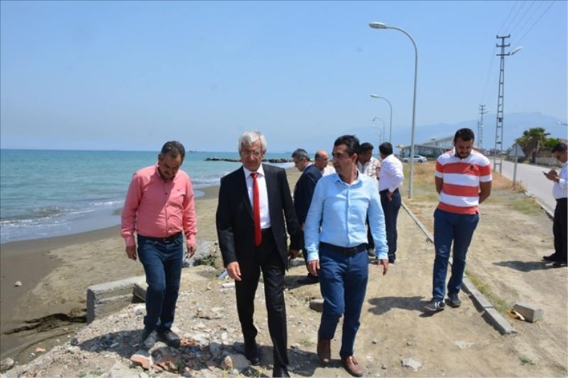 Yürüyüş yolunda inceleme